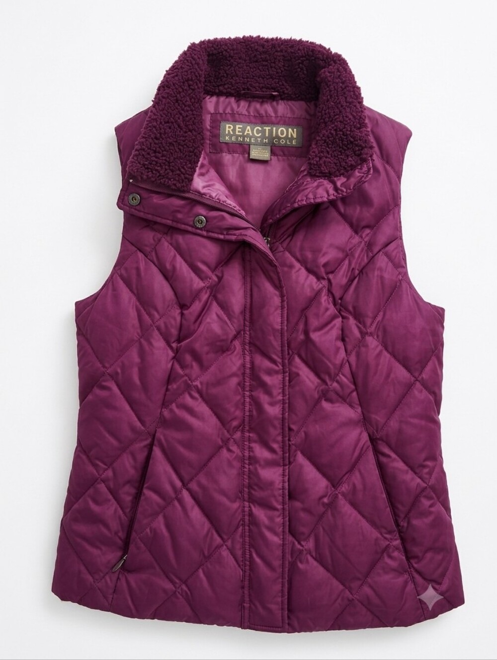 Kenneth Cole Reaction Quilted Vest in Deep Plum